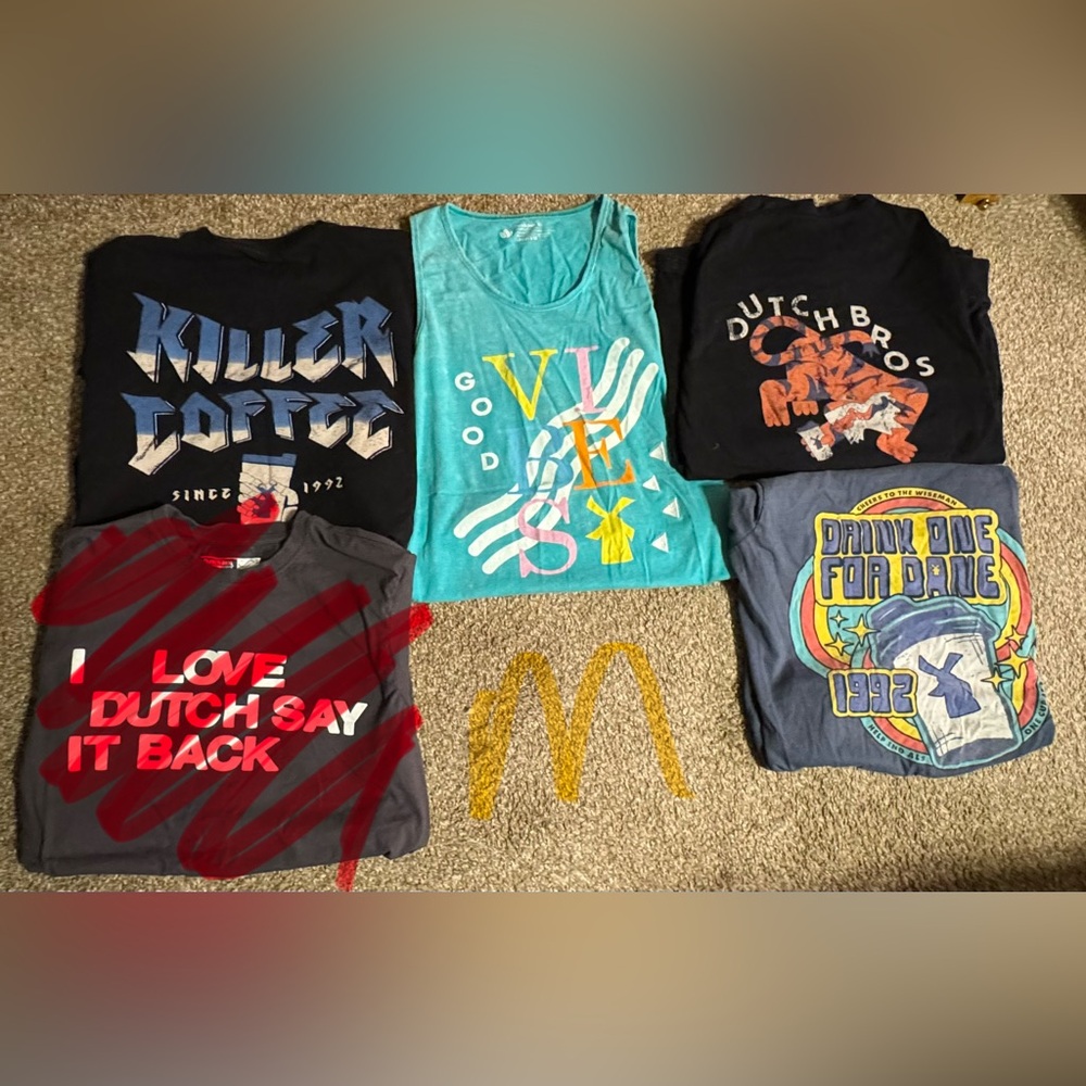 Dutch Bros Medium Women’s Lot